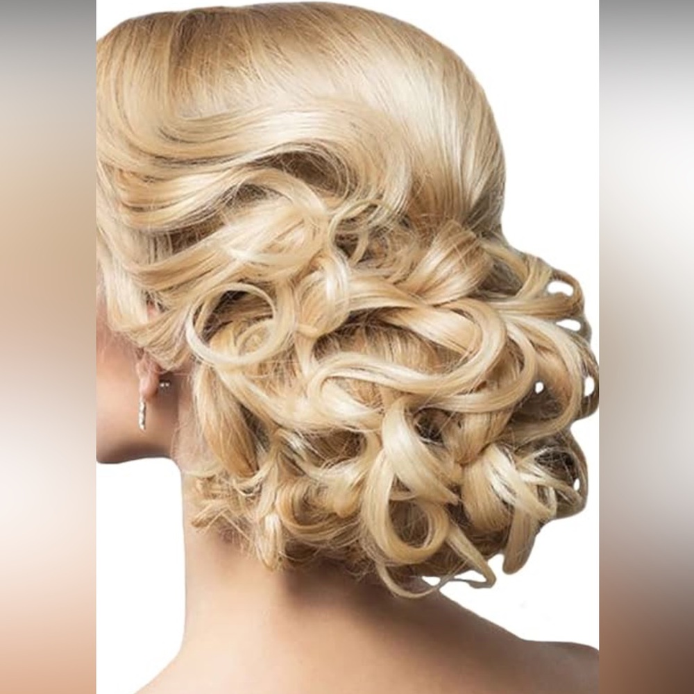 Curly Bun Hairpiece in Blonde